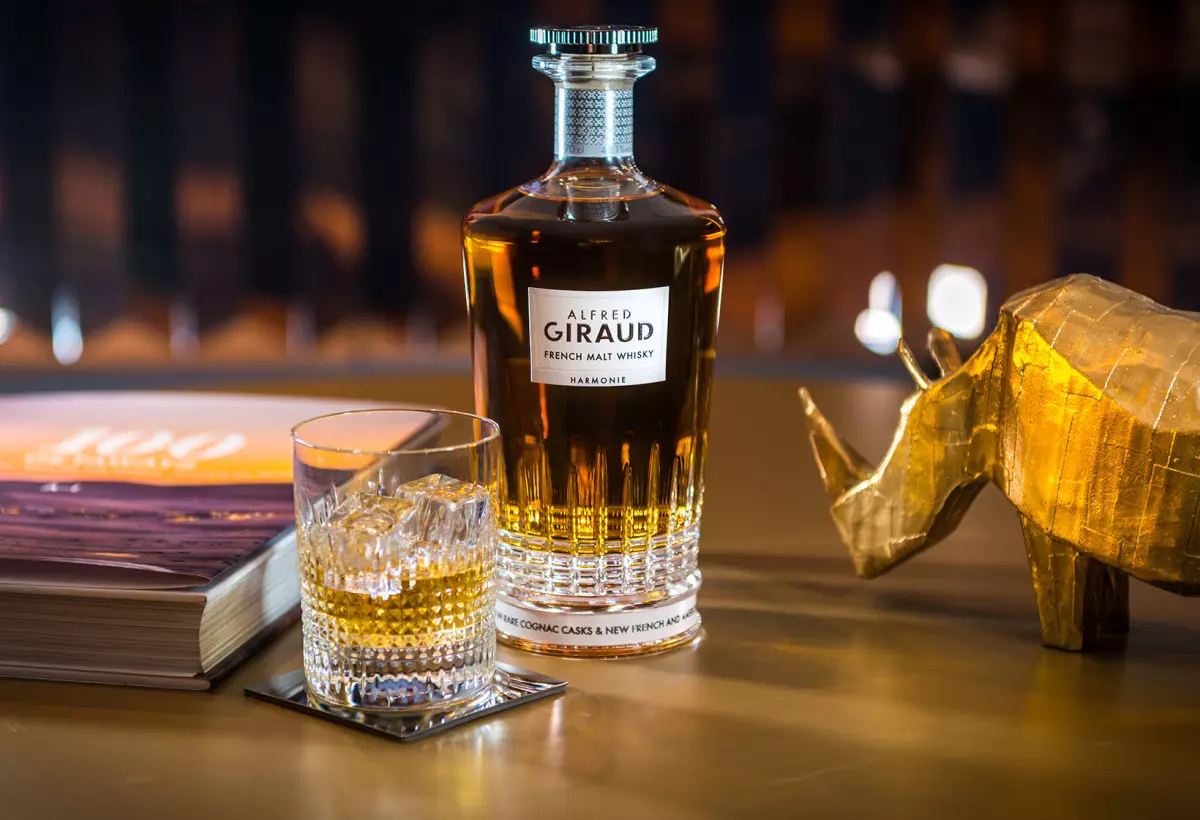 UK Liquor Sales 2024 -UK Liquor Sales 2024 Hero Smart Object Template GiraudHero 1