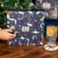 The Premium Gin Advent Calendar (2022) 7 The Premium Gin Advent Calendar (2022) -UK Liquor Sales 2024 drinksbythedram adventcalendar 2022 premiumgin lifestyle 02